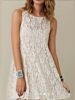Sleeveless Ivory Lace A-Line Dress